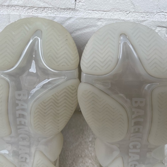 Balenciaga Triple S Platform Eggshell Sneakers Size 37 - Picture 15 of 15